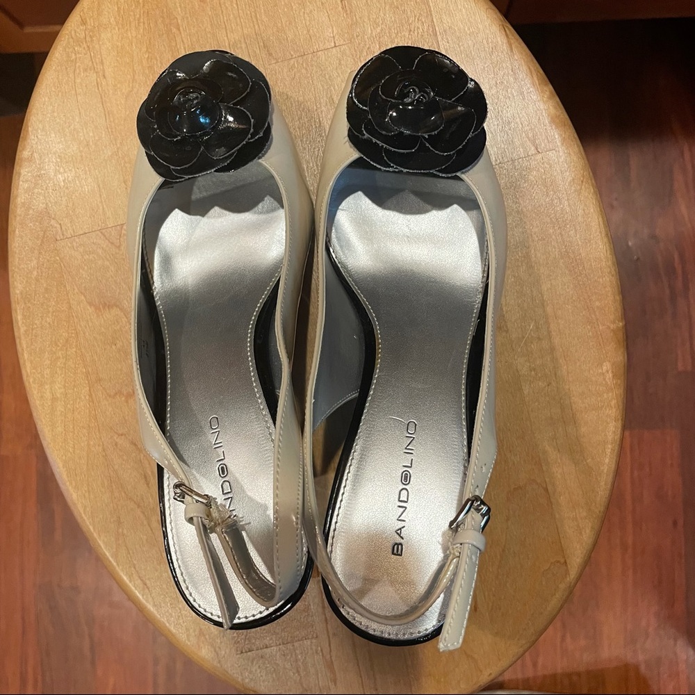 Bandolino stylish sling back sandals